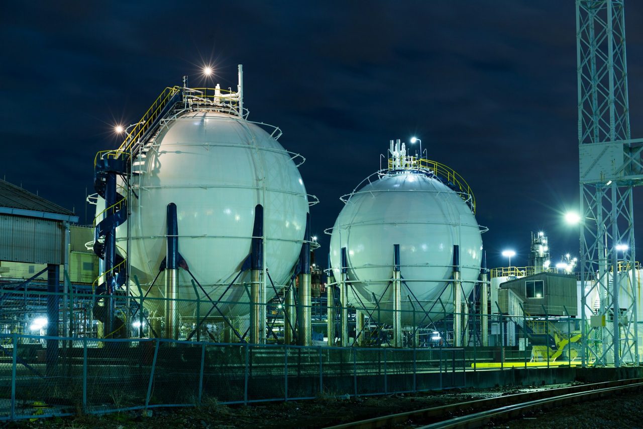 gas-storage-tanks.jpg